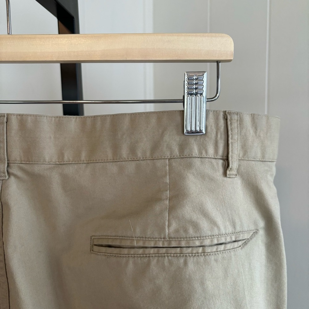 NIKE Golf Modern Dri Fit Flat Front Tan Chino Sporty Pants Men’s 38x31 (Tag 32)